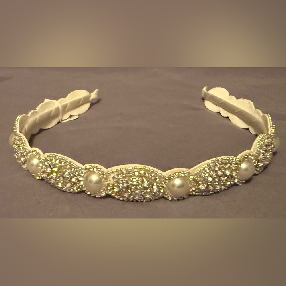 David's Bridal Bride's Pearl/Rhinestone Headband, NWT